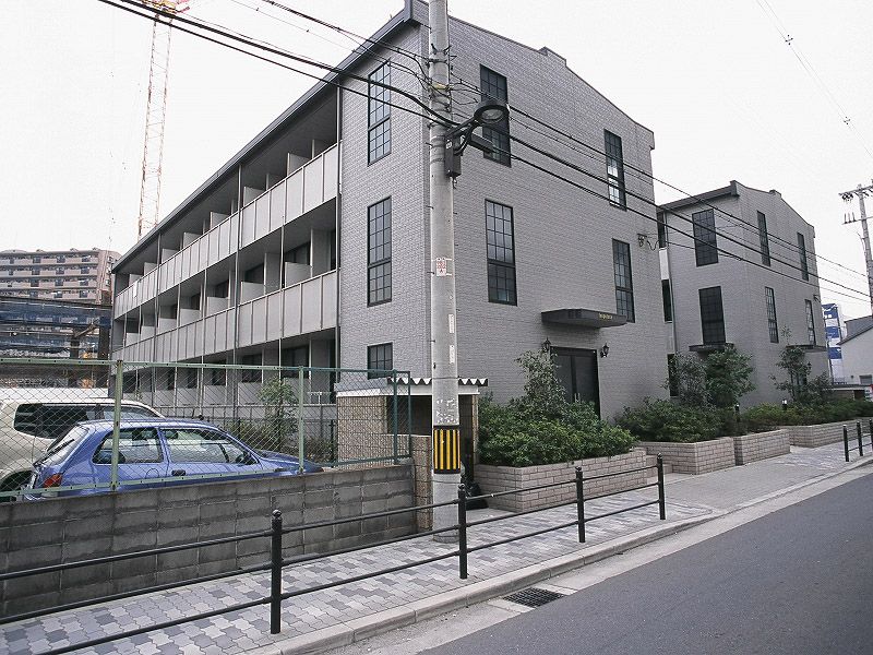 レオパレスツインズ加島壱番館の外観画像