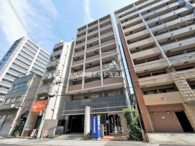 ジュネーゼグラン上本町の外観画像