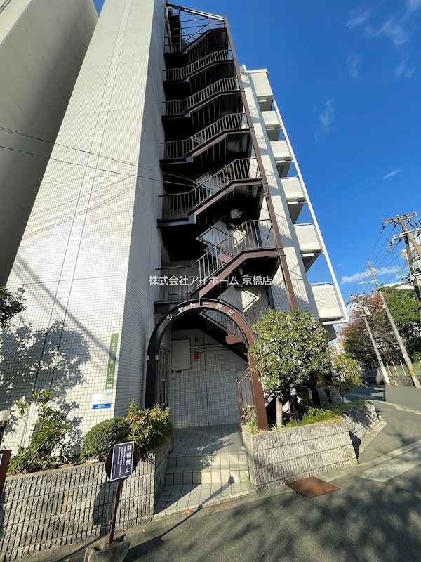 シャトー辰巳の外観画像