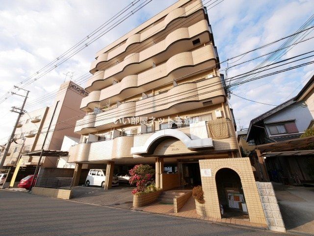 グランド・パレスジュイレーの外観画像