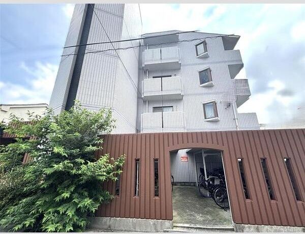 セゾンアルビレオの外観画像