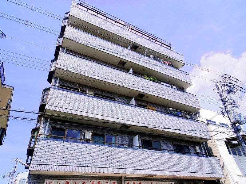 マンションサンパールの外観画像