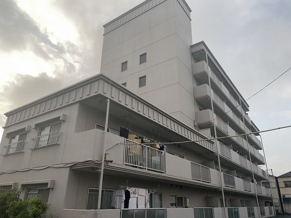 グランドシャトー山本の外観画像