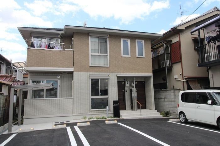 レオグランデ 住居の外観画像