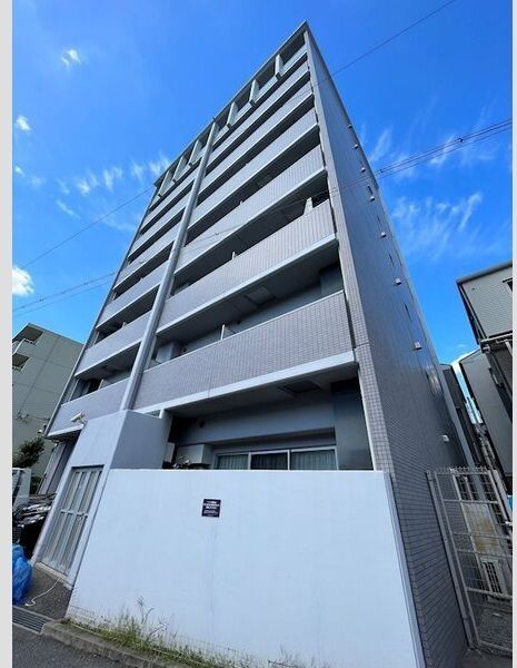 フルーヴトレーズの外観画像