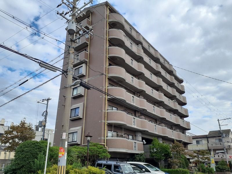 ロイヤルヒルズ五番館の外観画像