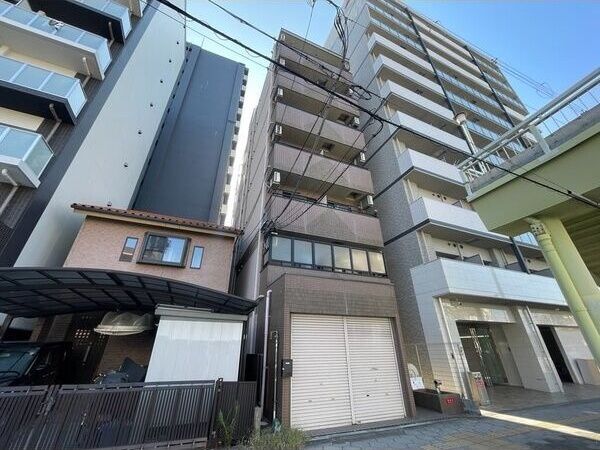 ロイヤルレスト芦原の外観画像