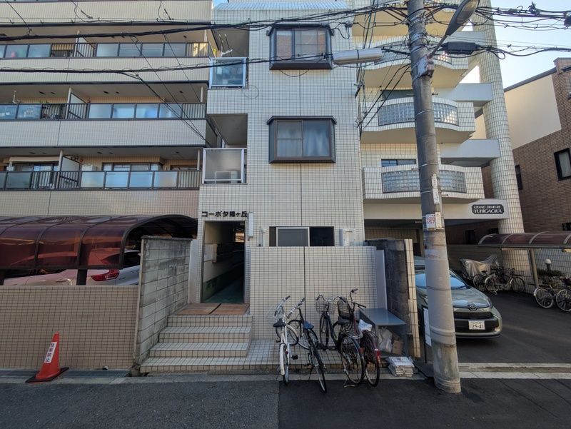 コーポ夕陽ケ丘の外観画像