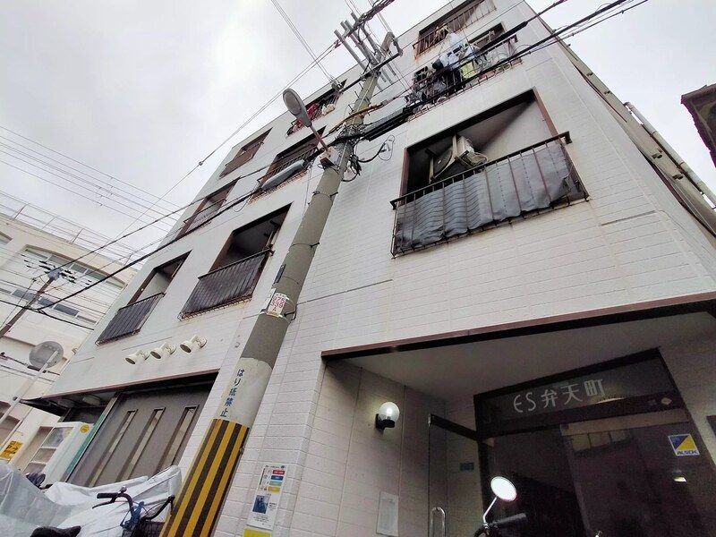 AP339 ES弁天町の外観画像