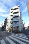 ADAMAS国立の外観画像