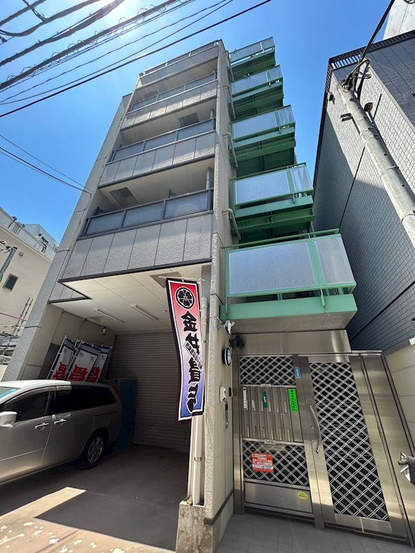 アイアナックの外観画像