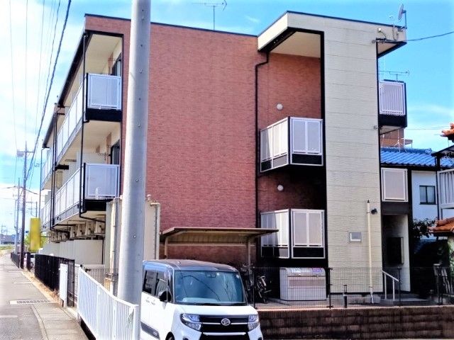 レオパレスひすいの外観画像