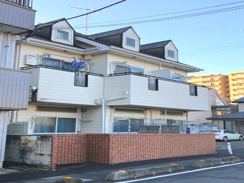 レオパレス吉川第7の外観画像