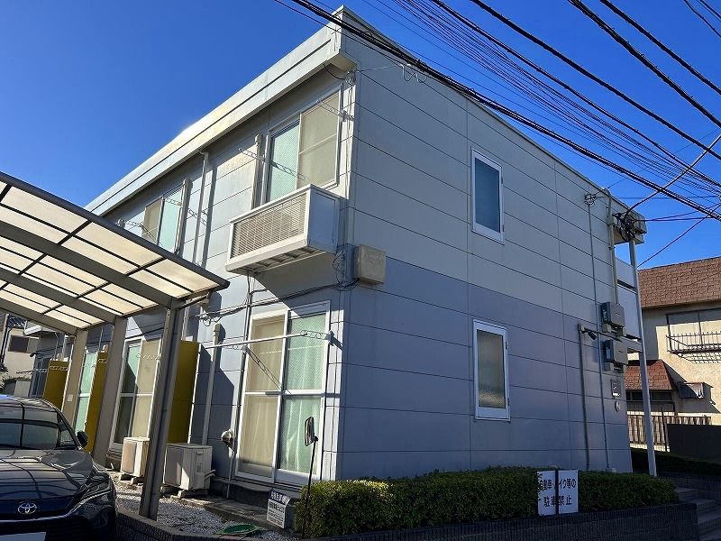 レオパレススプリングの外観画像