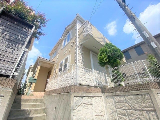 横浜市青葉区藤が丘11号棟の外観画像