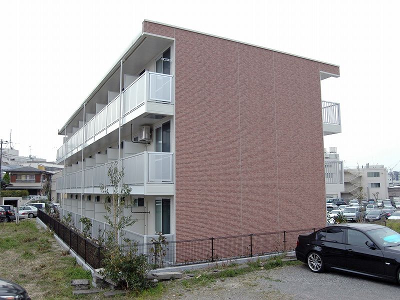 レオパレス湘南町屋の外観画像