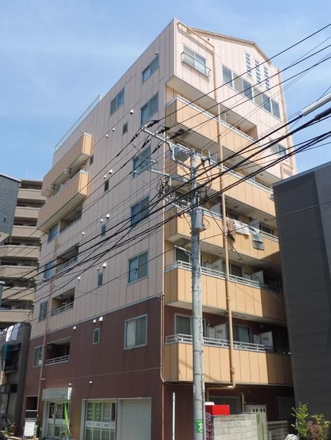 COMESTA?の外観画像