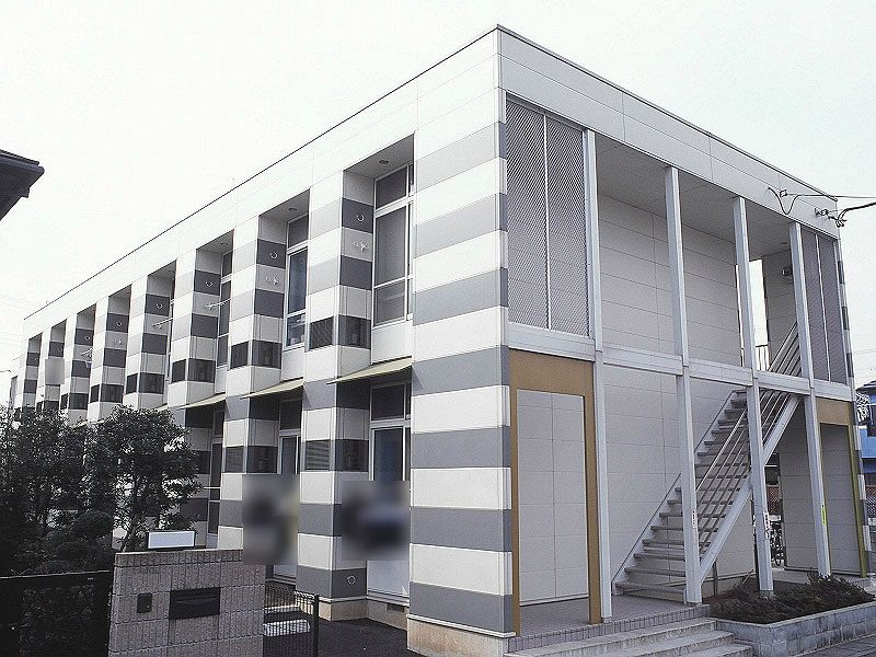 レオパレスピュアコートIの外観画像