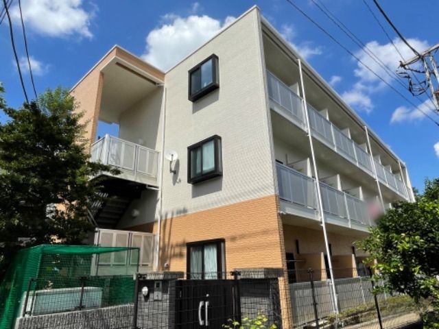 レオパレスホワイトヒルズIIの外観画像