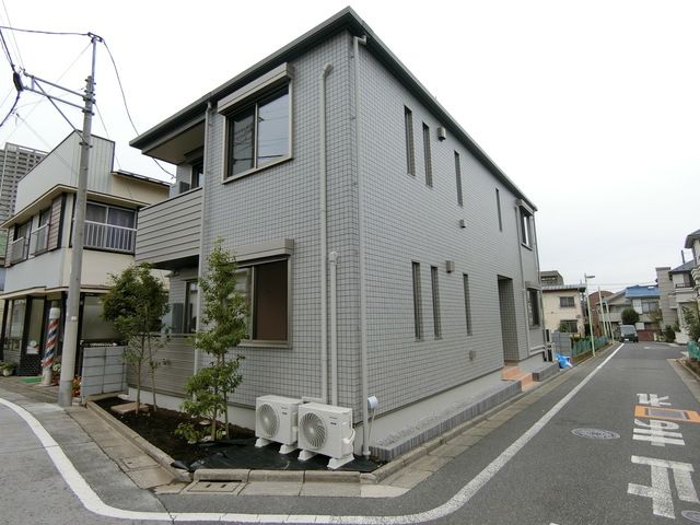 パインヒルズ石神井公園の外観画像