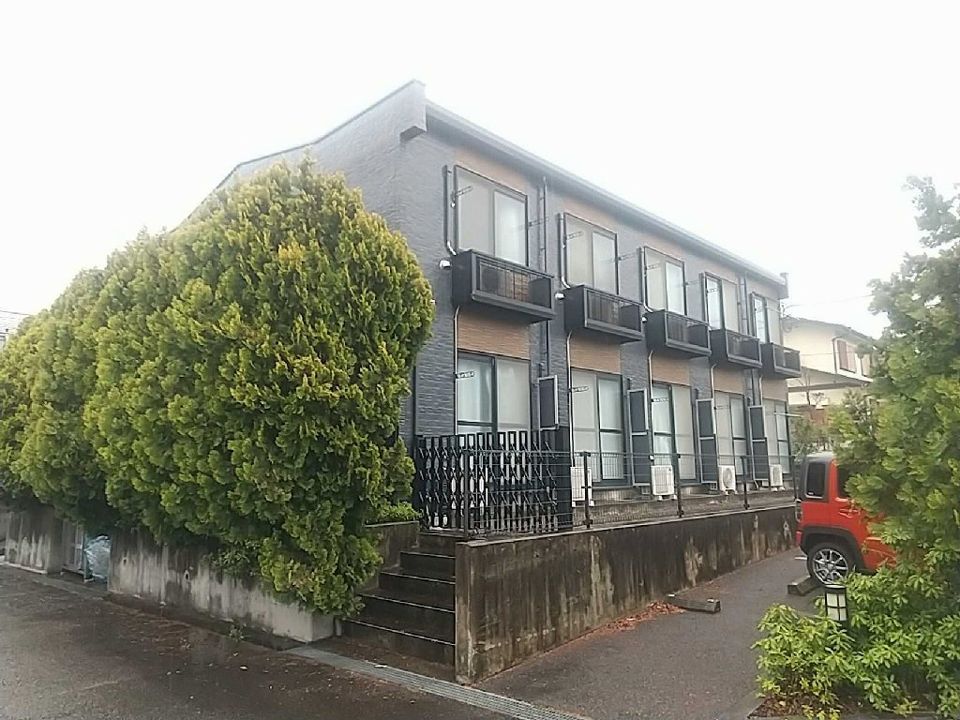 レオパレスヒルズ日野IIの外観画像