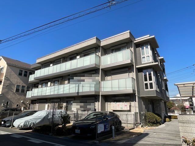アヴェニール コートの外観画像
