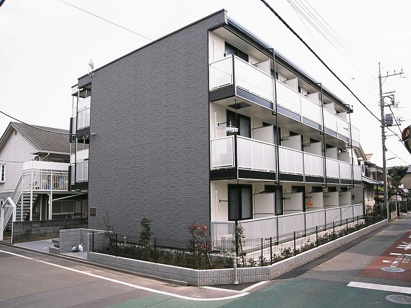 レオパレスハレ マレコの外観画像