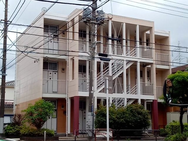 レオパレス438の外観画像