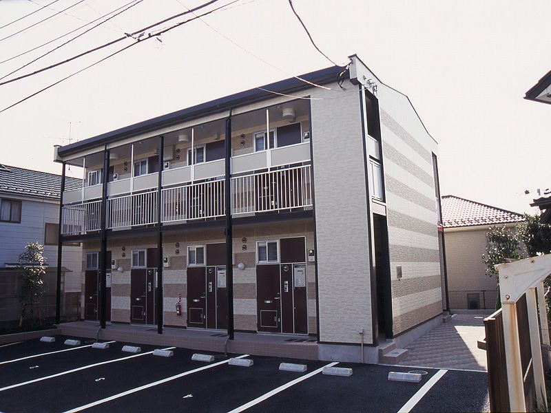 レオパレス上白根の外観画像
