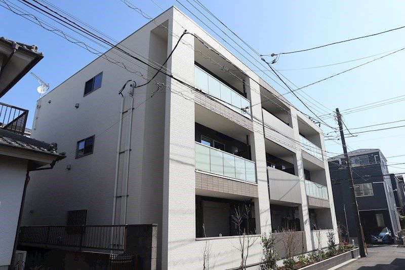 和泉ファーストラウンジの外観画像