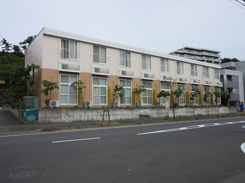 レオパレスアンビシャス聖園の外観画像