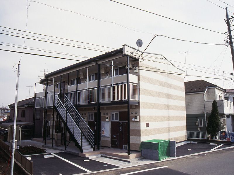 レオパレスブルースカイ 阿久和の外観画像