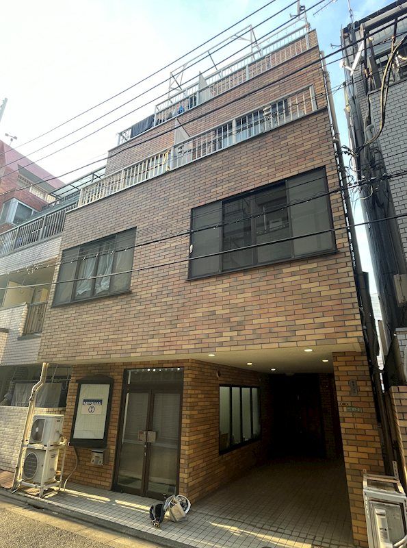 K&Tビルの外観画像