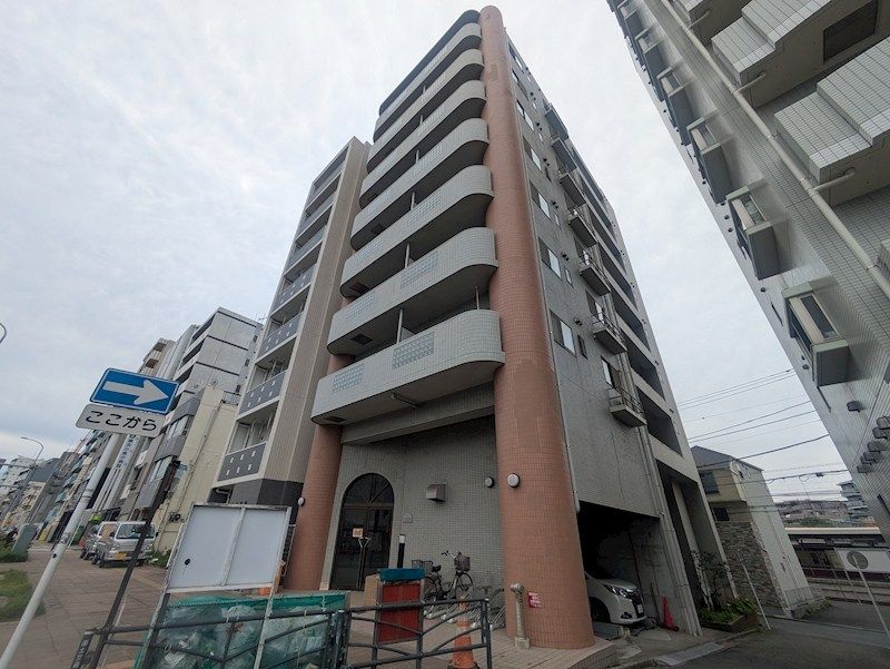 ファーストクラス子安駅の外観画像