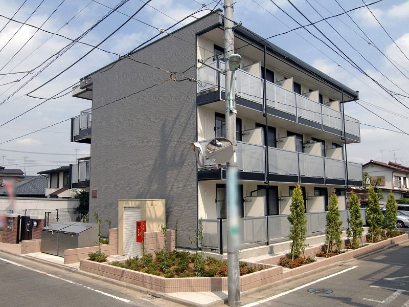 レオパレス大宮公園の外観画像