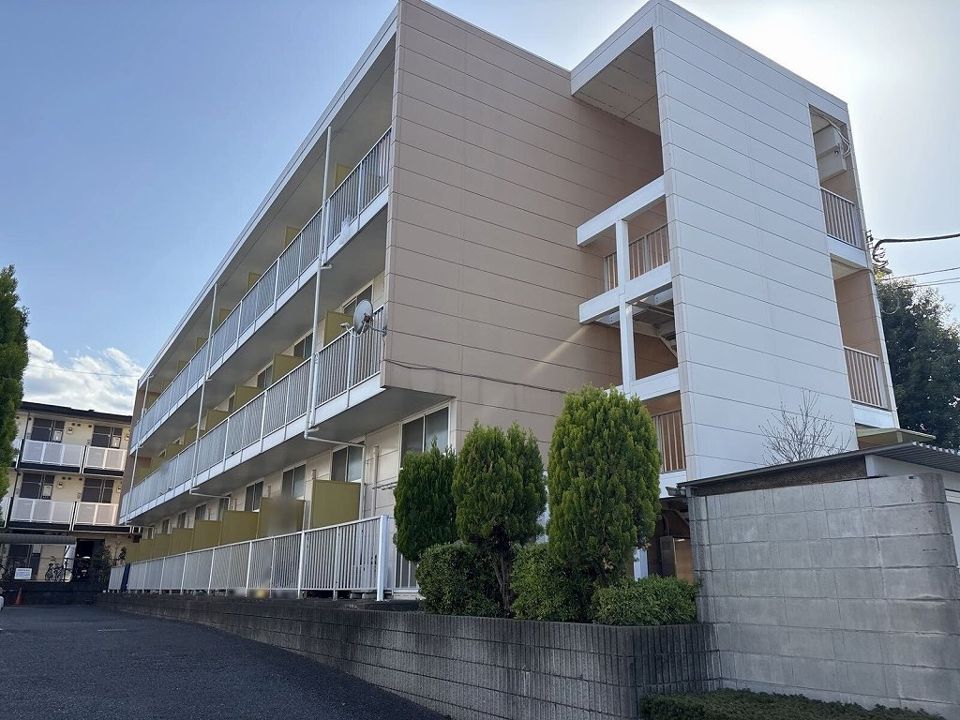 レオパレスゴールドクレストの外観画像