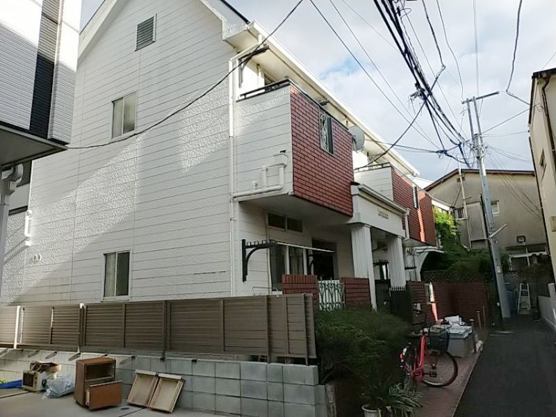 レオパレスTOSAの外観画像