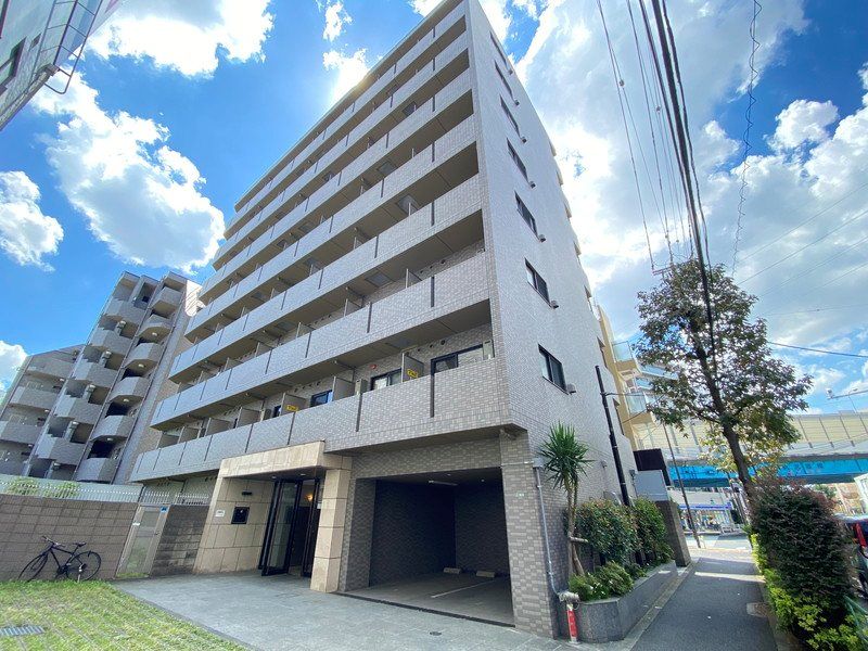 ルーブル学芸大学参番館の外観画像