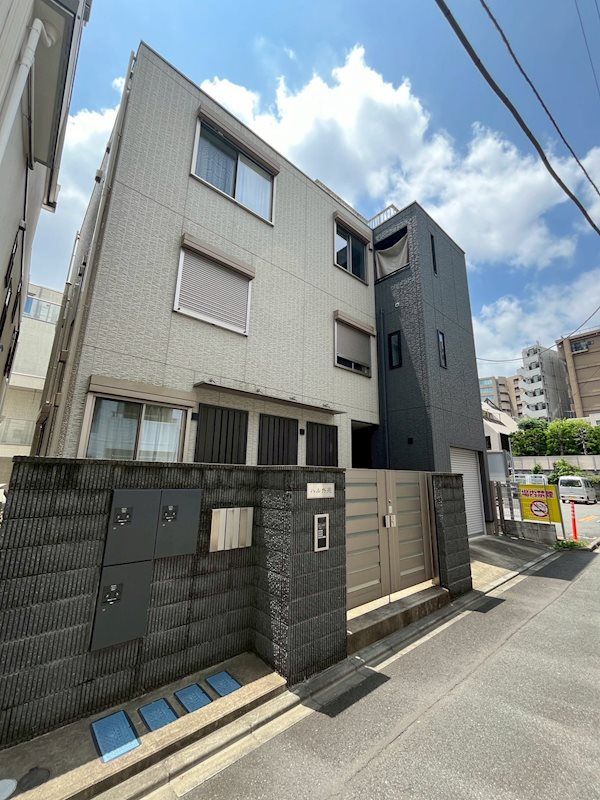 ハル外苑の外観画像