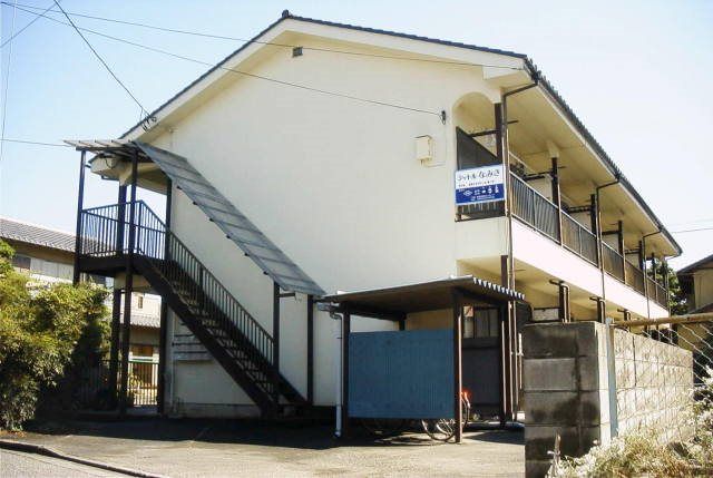 シャトルなみきの外観画像