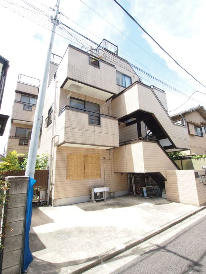 ドゥエルヤマモトの外観画像