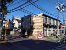 レオパレスメゾンドラフィネ成城の外観画像