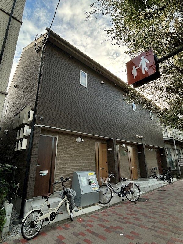 フェンガリ西台の外観画像