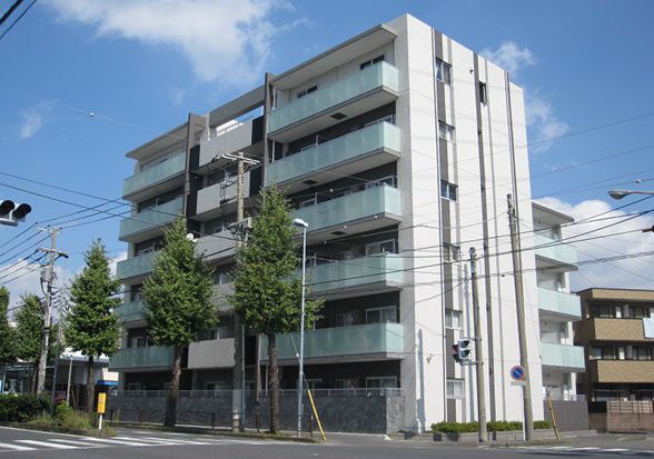 ライムグリーンの外観画像