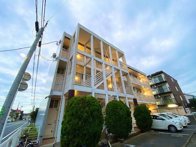 レオパレス船橋南本町の外観画像