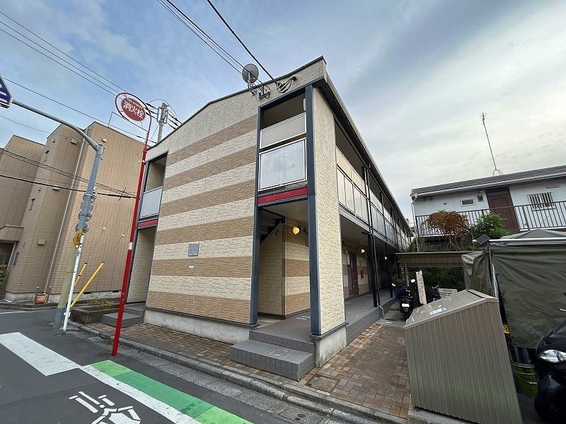 レオパレス東尾久の外観画像