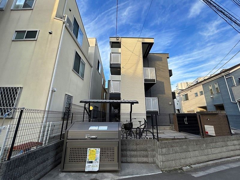 レオパレスフラワーガーデン町屋の外観画像