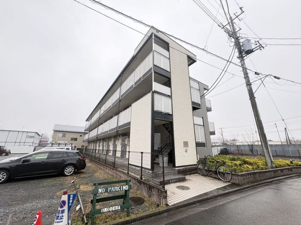 レオパレスリバーパークの外観画像