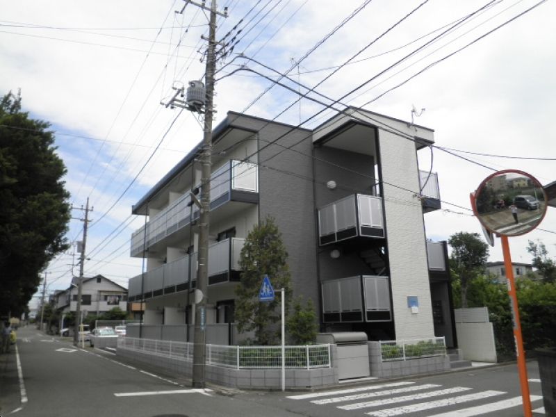 レオパレスFIII相模原の外観画像