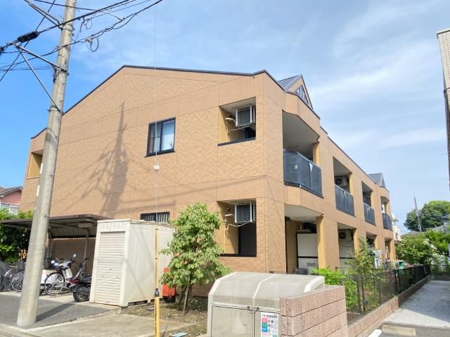 アシューレの外観画像